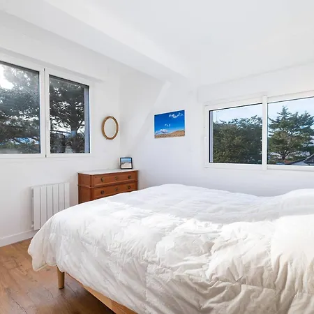 Charmante Avec Animaux Acceptes, Terrasse Et Wi-fi - Fr-1-821-52 *