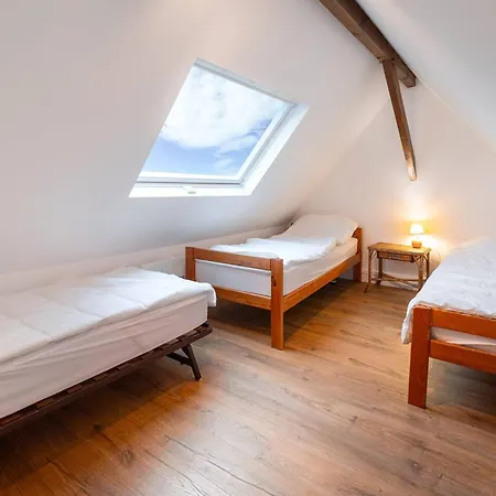 Villa Charmante Avec Animaux Acceptes, Terrasse Et Wi-fi - Fr-1-821-52 *